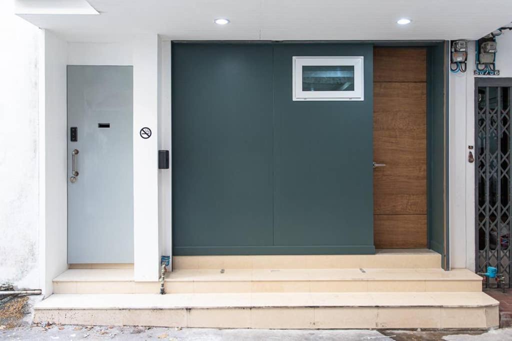 Апартаменты P2 Silom Large 2Beds Full Kitchen Wifi 4-6Pax Бангкок Экстерьер фото