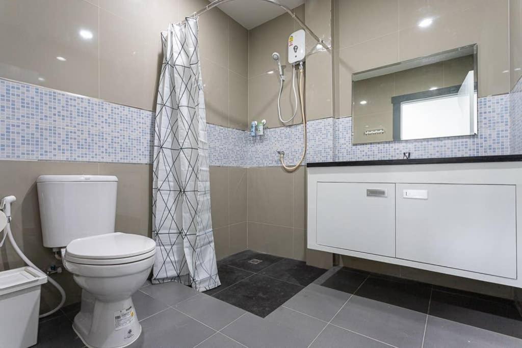 Апартаменты P2 Silom Large 2Beds Full Kitchen Wifi 4-6Pax Бангкок Экстерьер фото